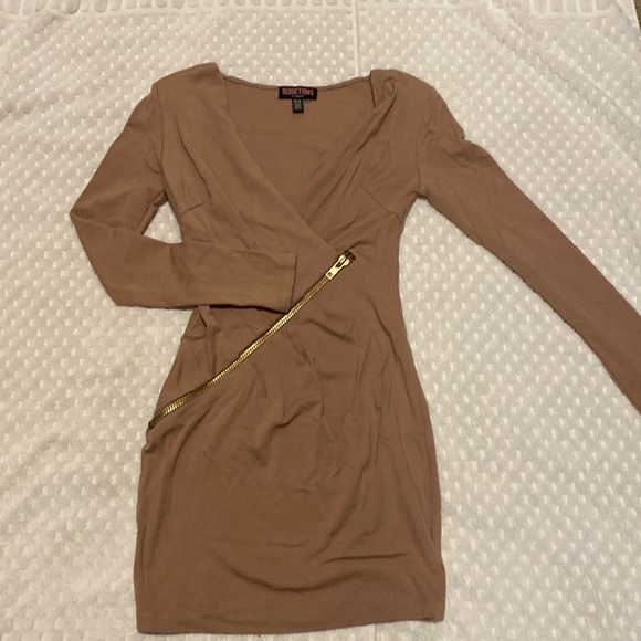 Cute dress - Picture 1 of 2